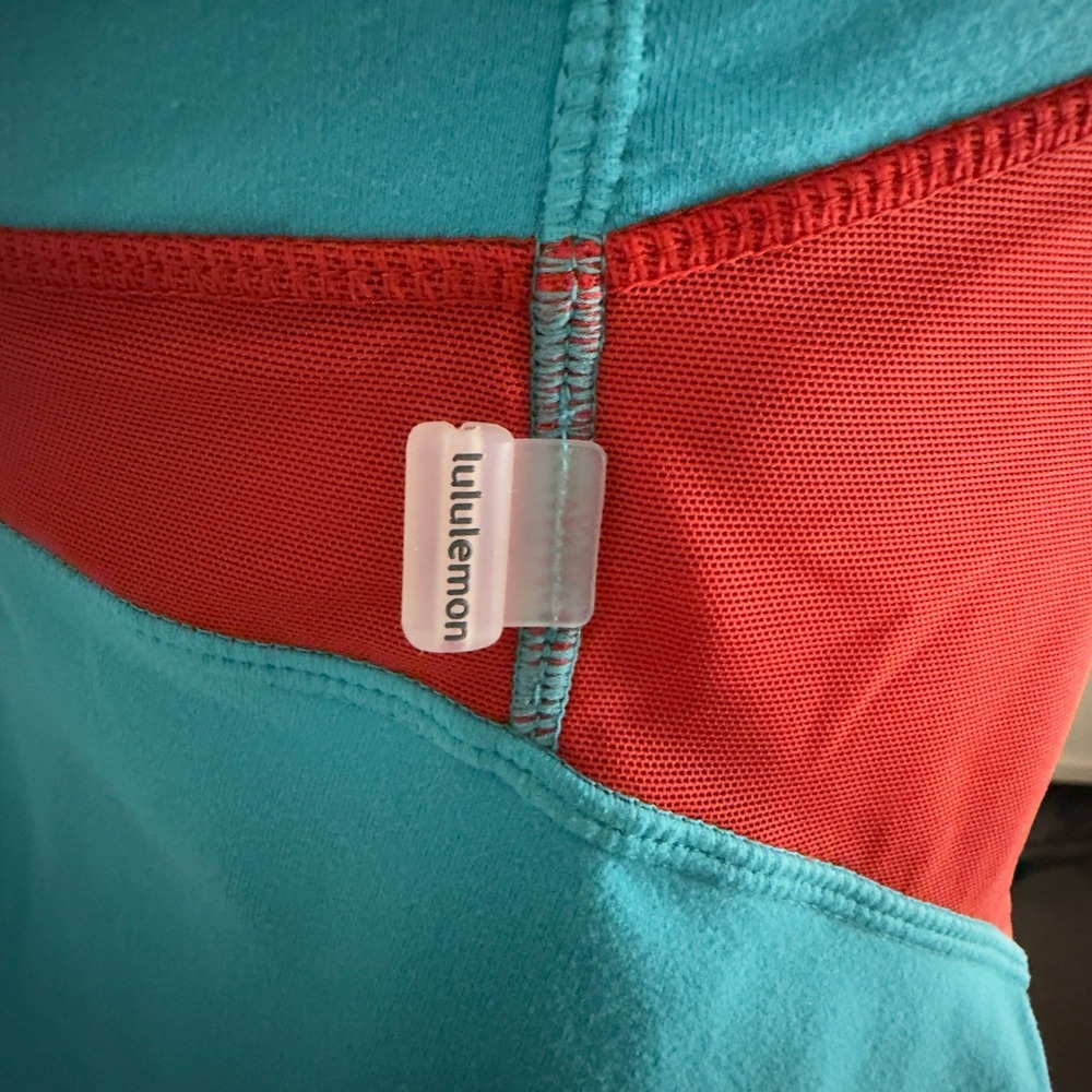 Lululemon Deep V Tank Turquoise Red Colourblock Racerback Yoga Top - Picture 10 of 10